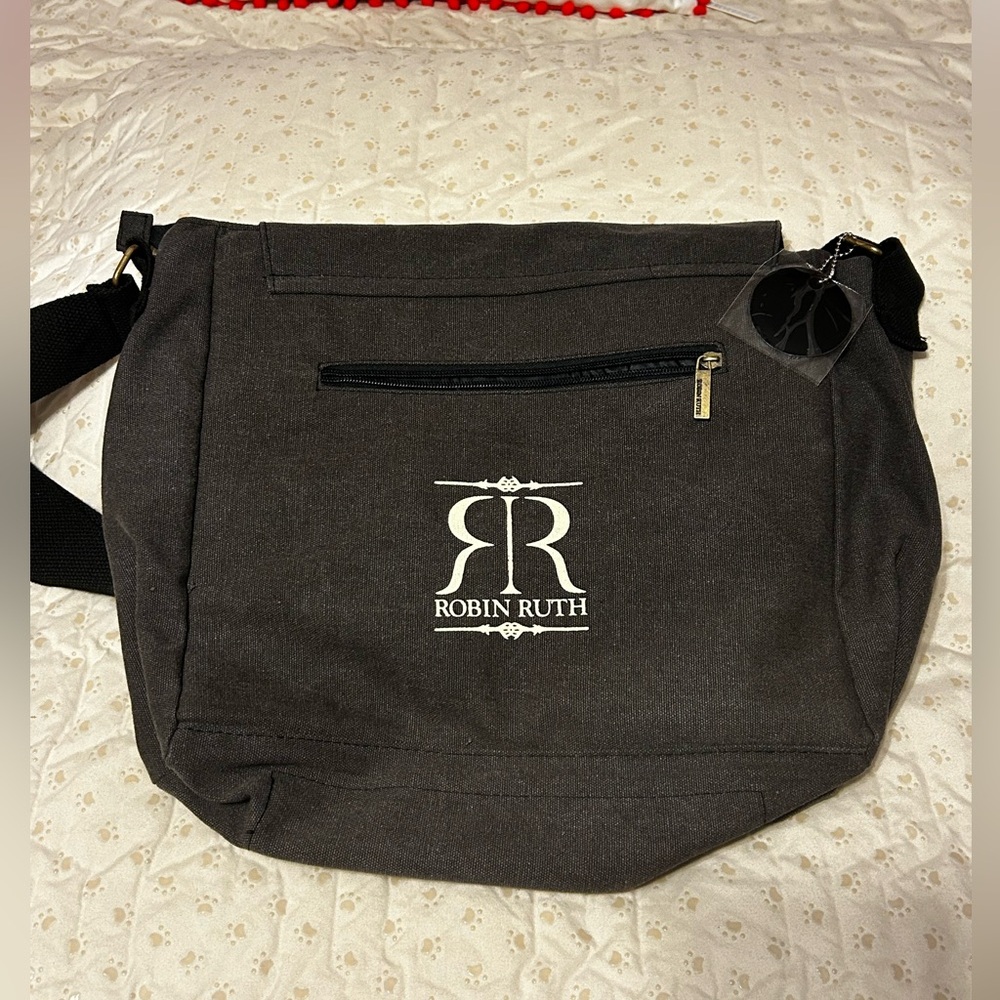 Robin Ruth Germany Messenger Bag NWOT - Picture 2 of 4